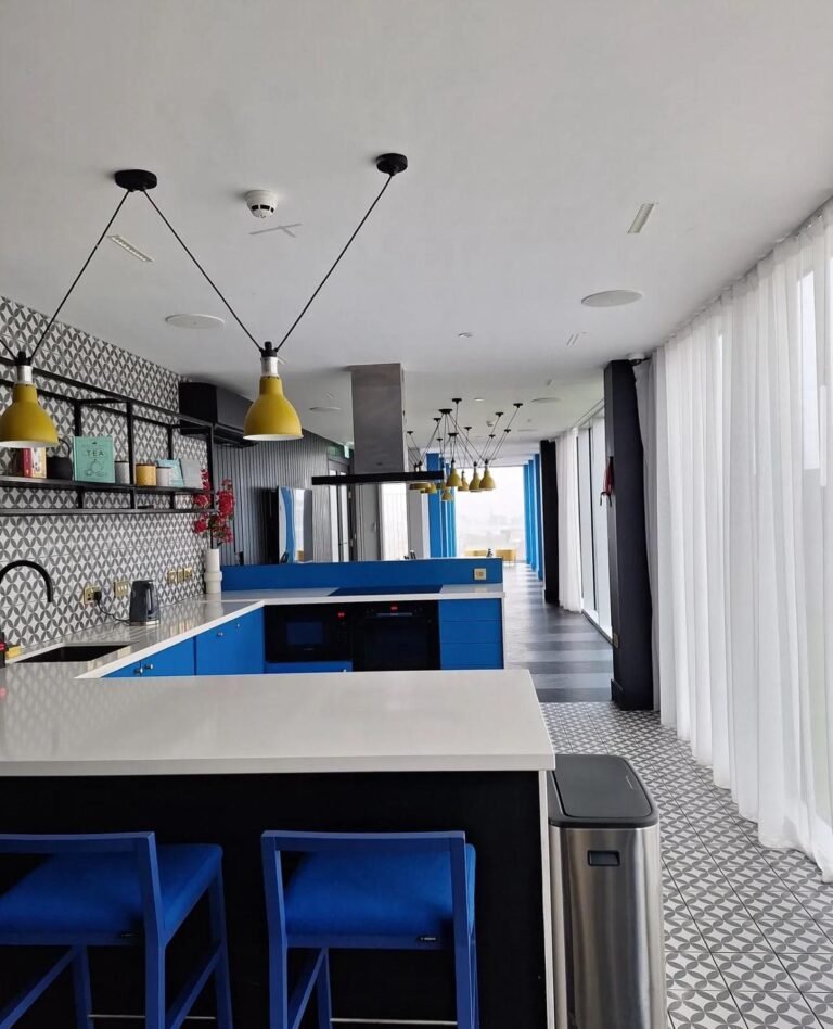 Exterior pressure washing services for buildings