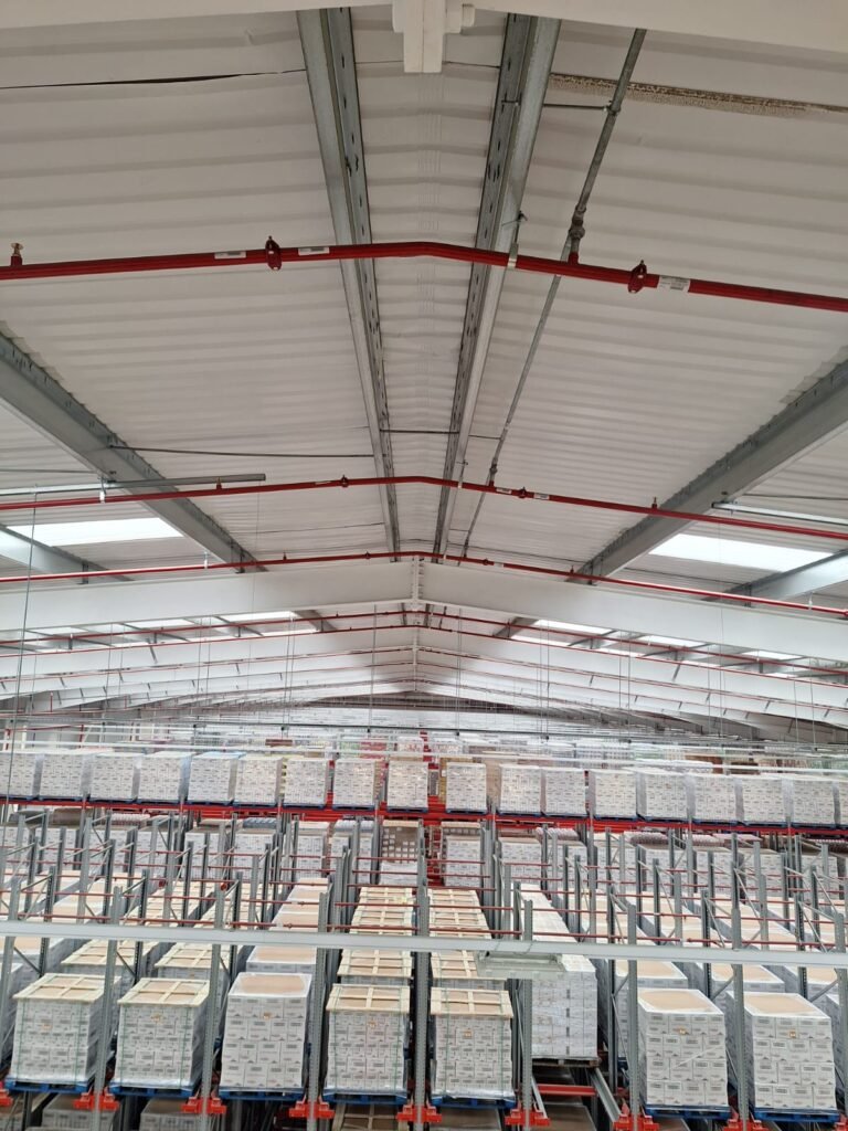 Factory high level cleaning for industrial sites