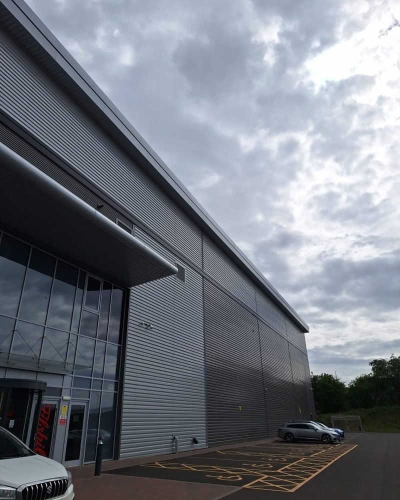 High level cleaning services in Glasgow for commercial buildings